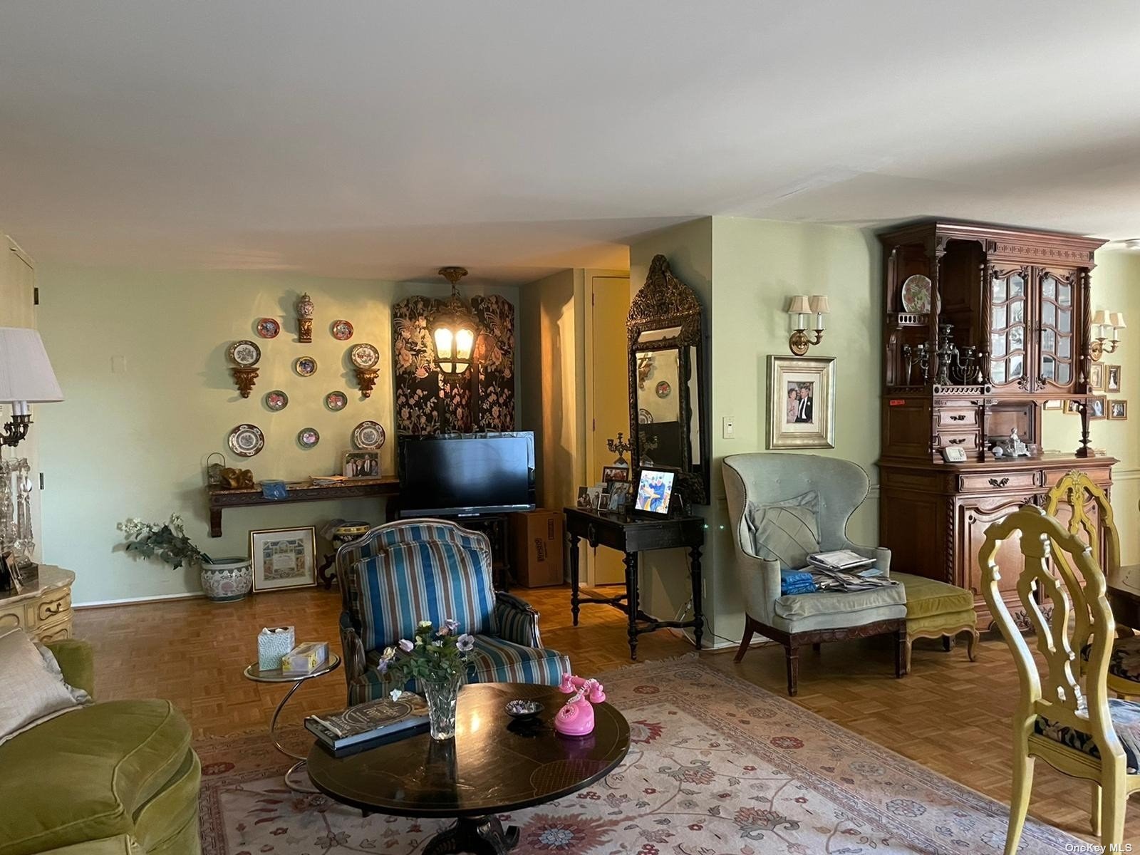 #1 photo, 376 Central Avenue, 長島 Lawrence , NY 11559