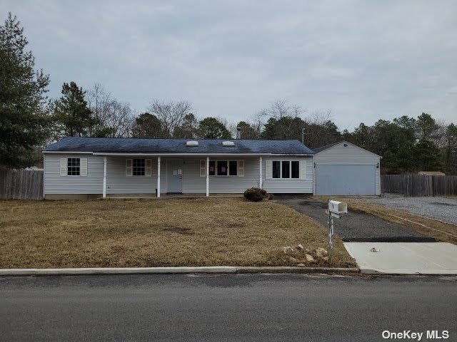 #1 photo, 7 Margin Road, 東長島 Ridge , NY 11961