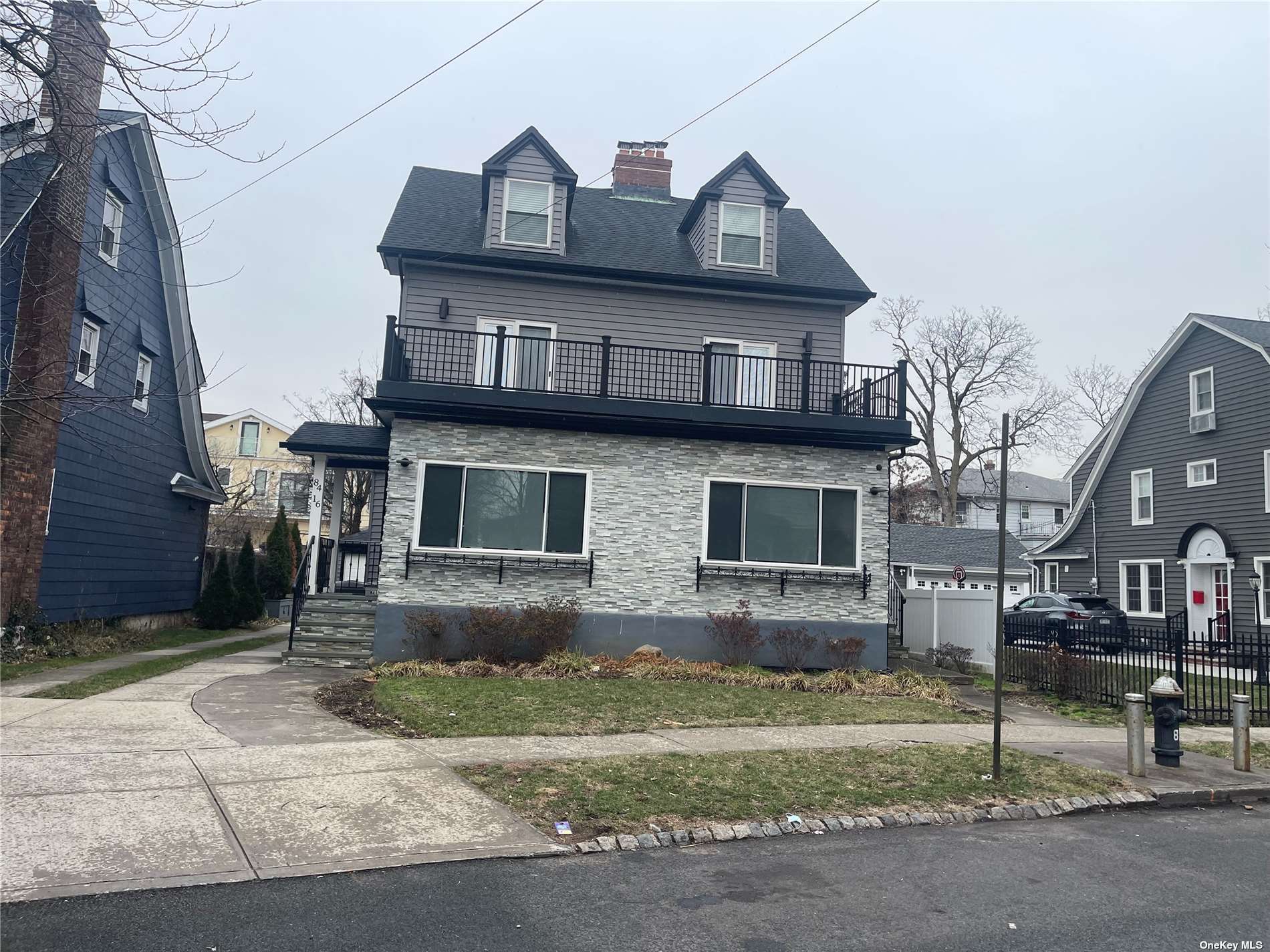 #1 photo, 84-16 121 Street, 皇后區 秋園 Kew Gardens , NY 11415