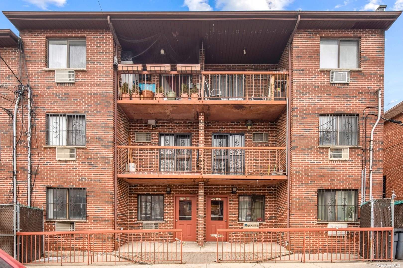 #1 photo, 105-11 Otis Avenue, 皇后區 可樂娜 Corona , NY 11368