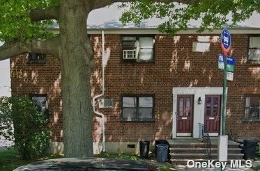 #1 photo, 21-45 Utopia Parkway, 皇后區 白石鎮 Whitestone , NY 11357