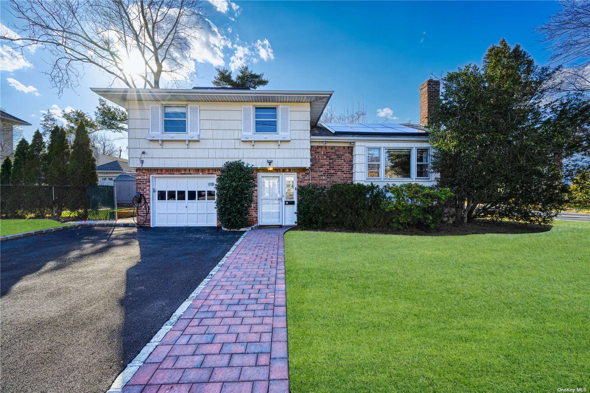 #1 photo, 66 Berkshire Road, 長島 大頸 Great Neck , NY 11023