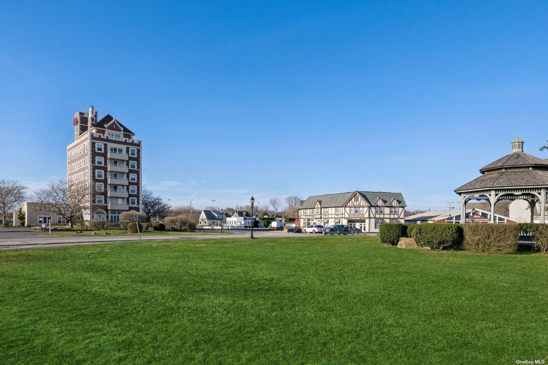 #1 photo, 55 S Euclid Avenue, 東長島 汉普顿 Montauk , NY 11954