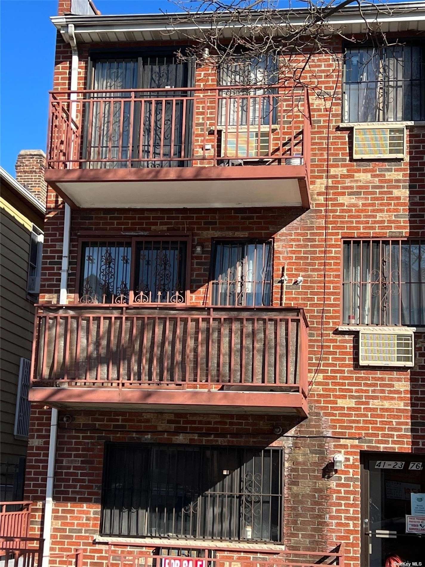 #1 photo, 41-23 76th Street, 法拉盛 Flushing , NY 11373