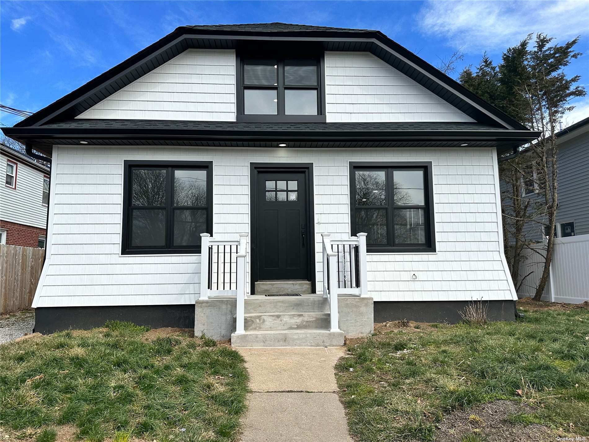 #1 photo, 174 Park Avenue, 長島 Roosevelt , NY 11575