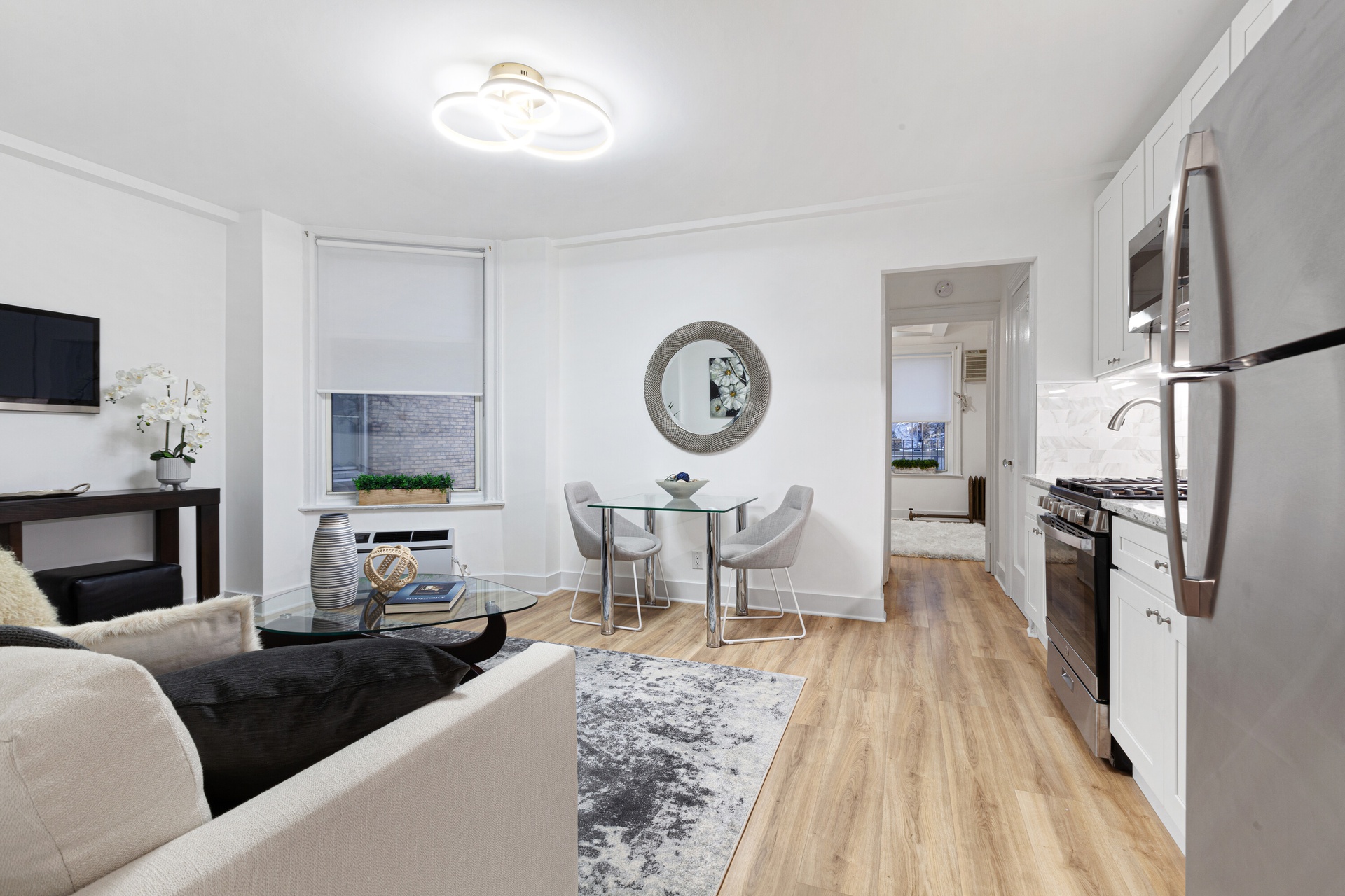 #4 photo, 345 West 55th Street, 曼哈頓 中城西区 Midtown West , New York 10019