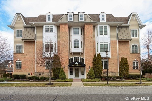 #1 photo, 337 Trotting Lane, 長島 西布雷 Westbury , NY 11590