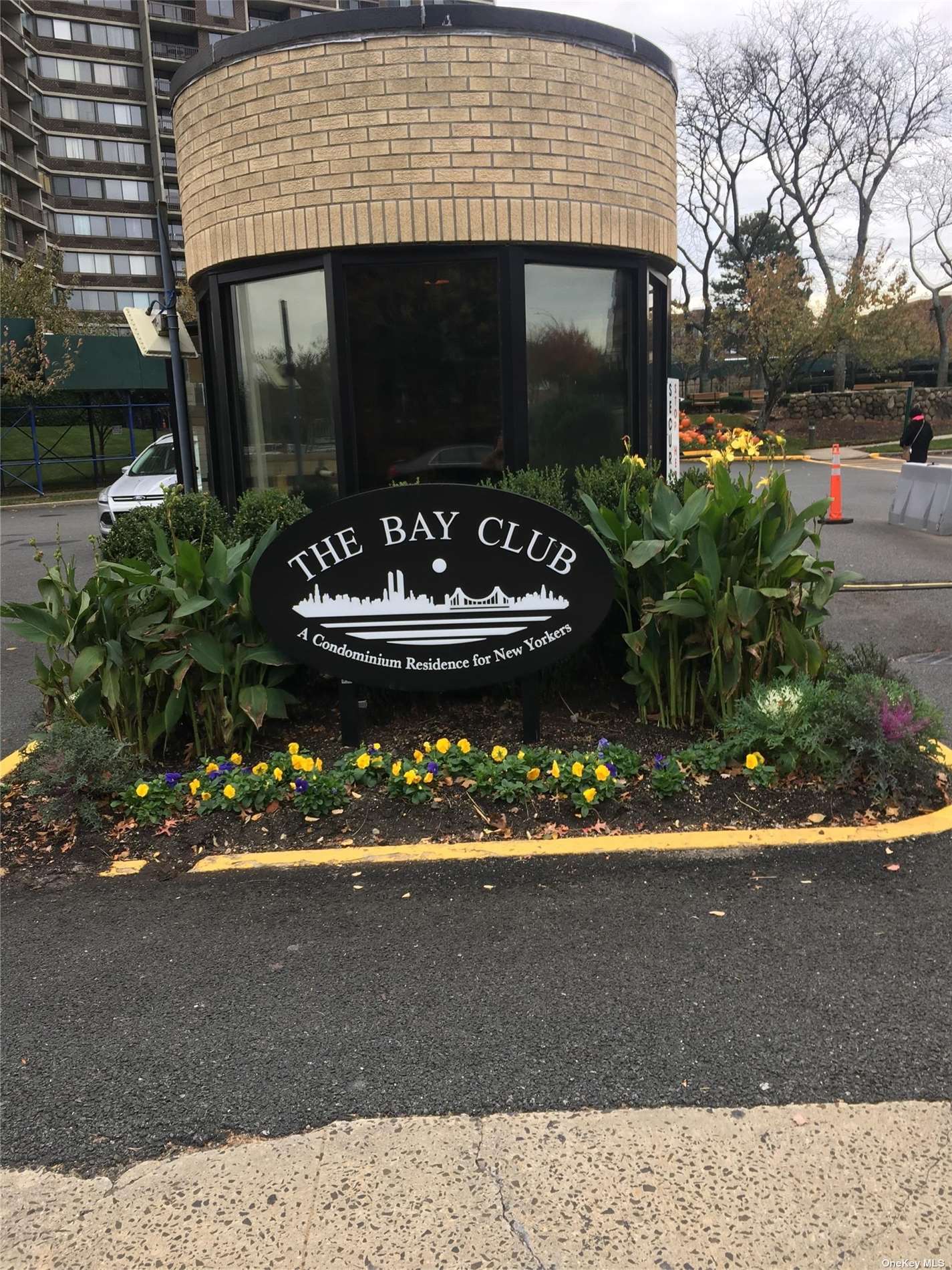 #1 photo, ONE Bay Club Drive, 皇后区 贝塞 Bayside , NY 11360