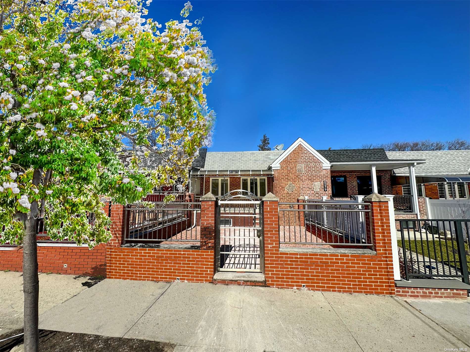 #1 photo, 85-77 66th Avenue, 皇后区 雷哥公园 Rego Park , NY 11374