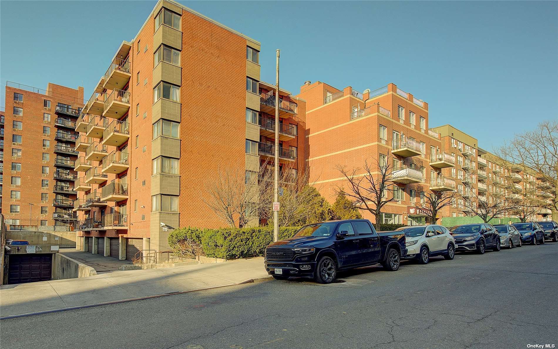 #1 photo, 139-35 35th Avenue, কুইন্‌স Flushing , NY 11354