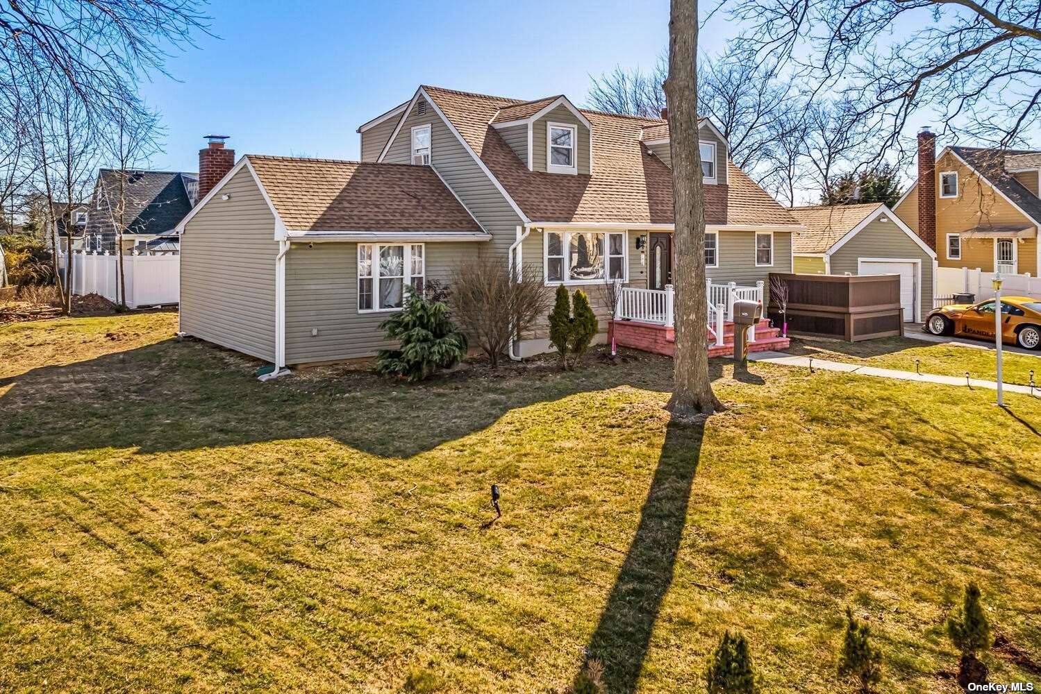 #1 photo, 1425 Harrison Street, 長島 Elmont , NY 11003