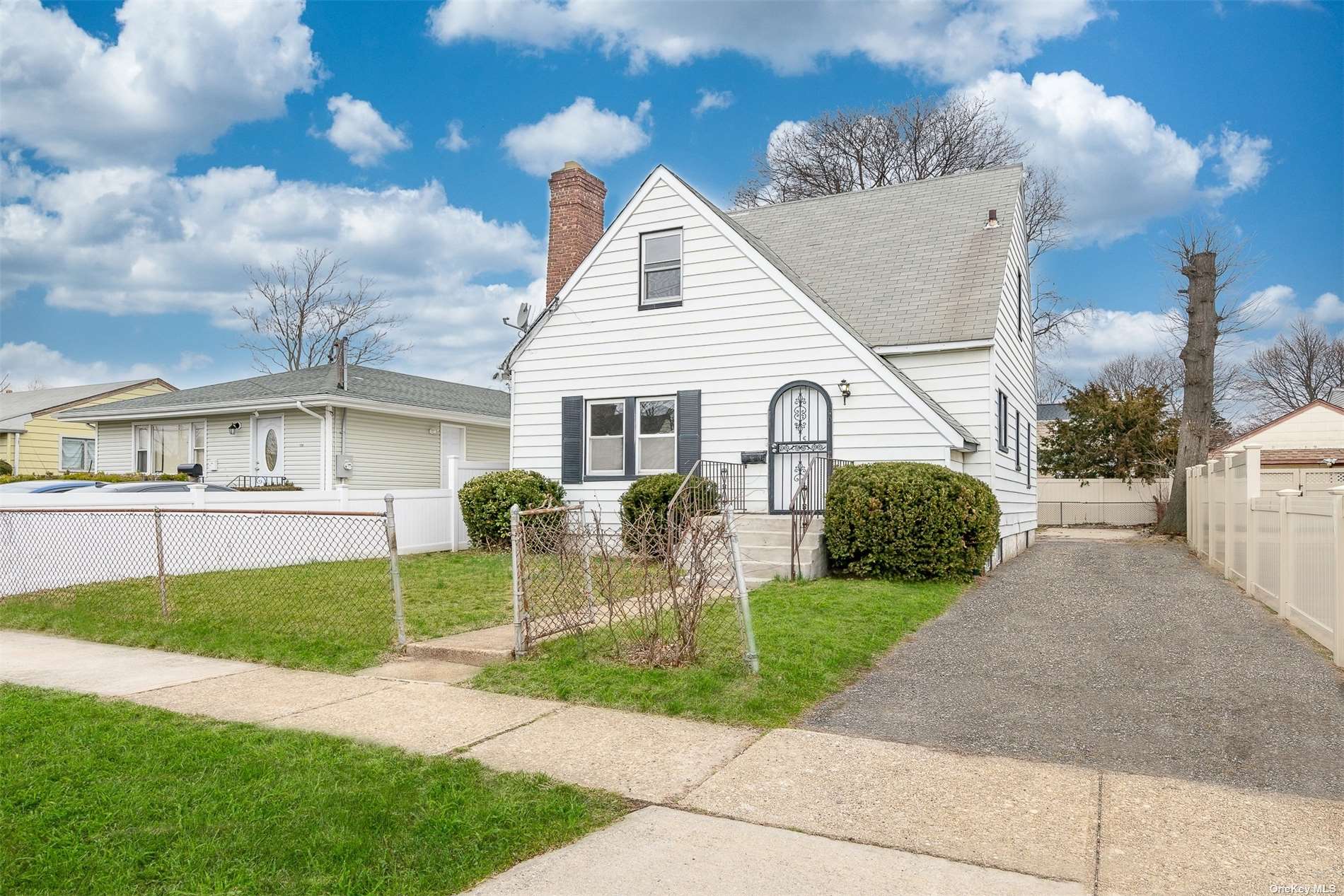 #1 photo, 135 Allen Street, 長島 Hempstead , NY 11550