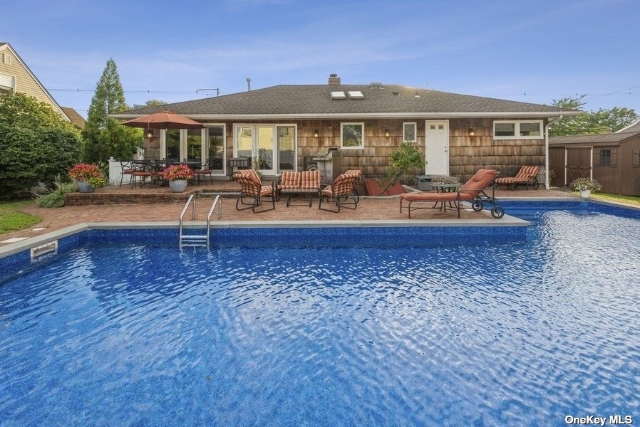 #1 photo, 643 S Long Beach Avenue, 長島 Freeport , NY 11520