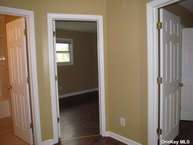 #1 photo, 62 Oak Street, 东长岛 汉普顿 Westhampton Beach , NY 11978