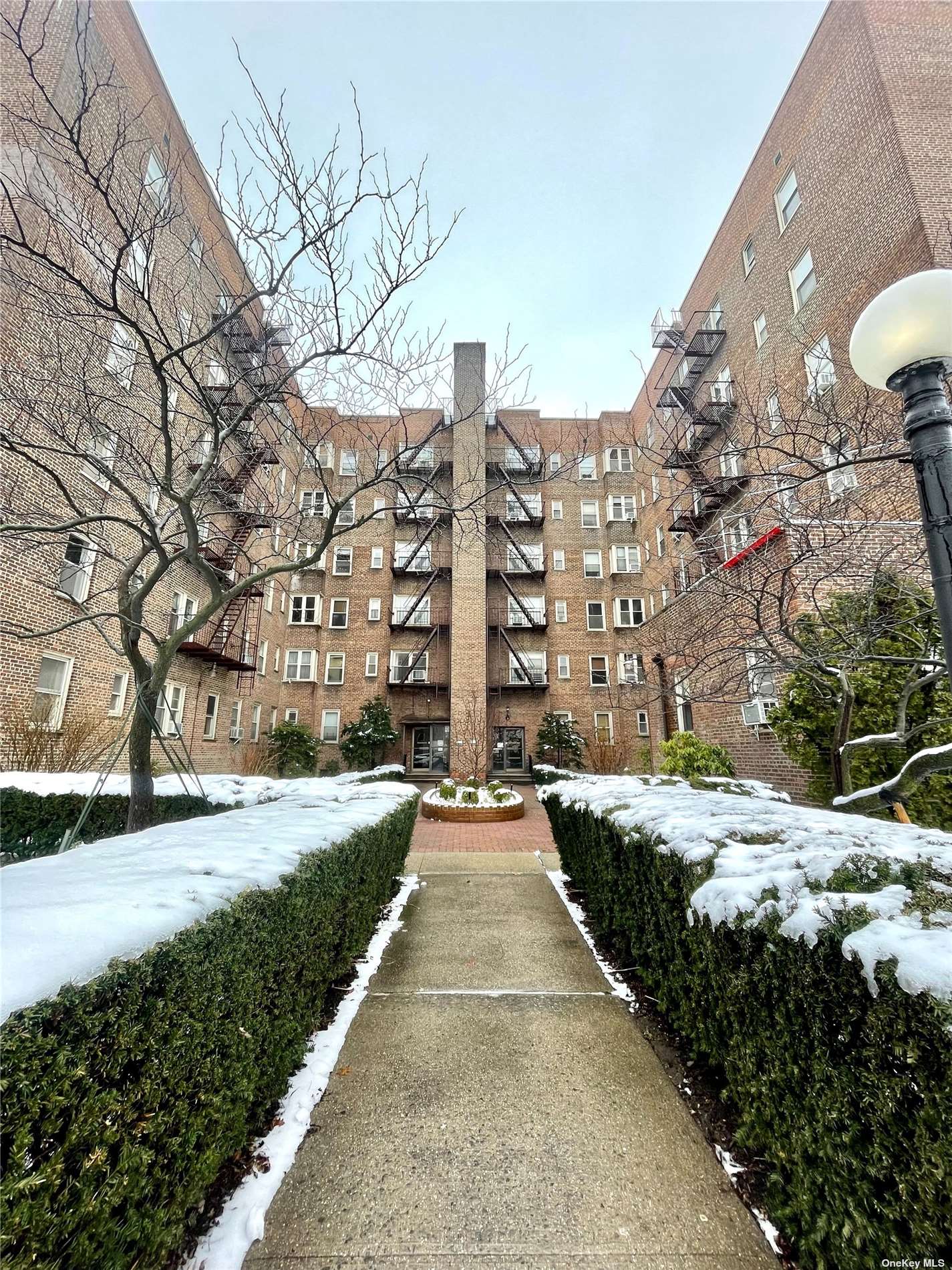 #1 photo, 84-49 168th Street, 皇后區 牙買加 Jamaica Hills , NY 11432