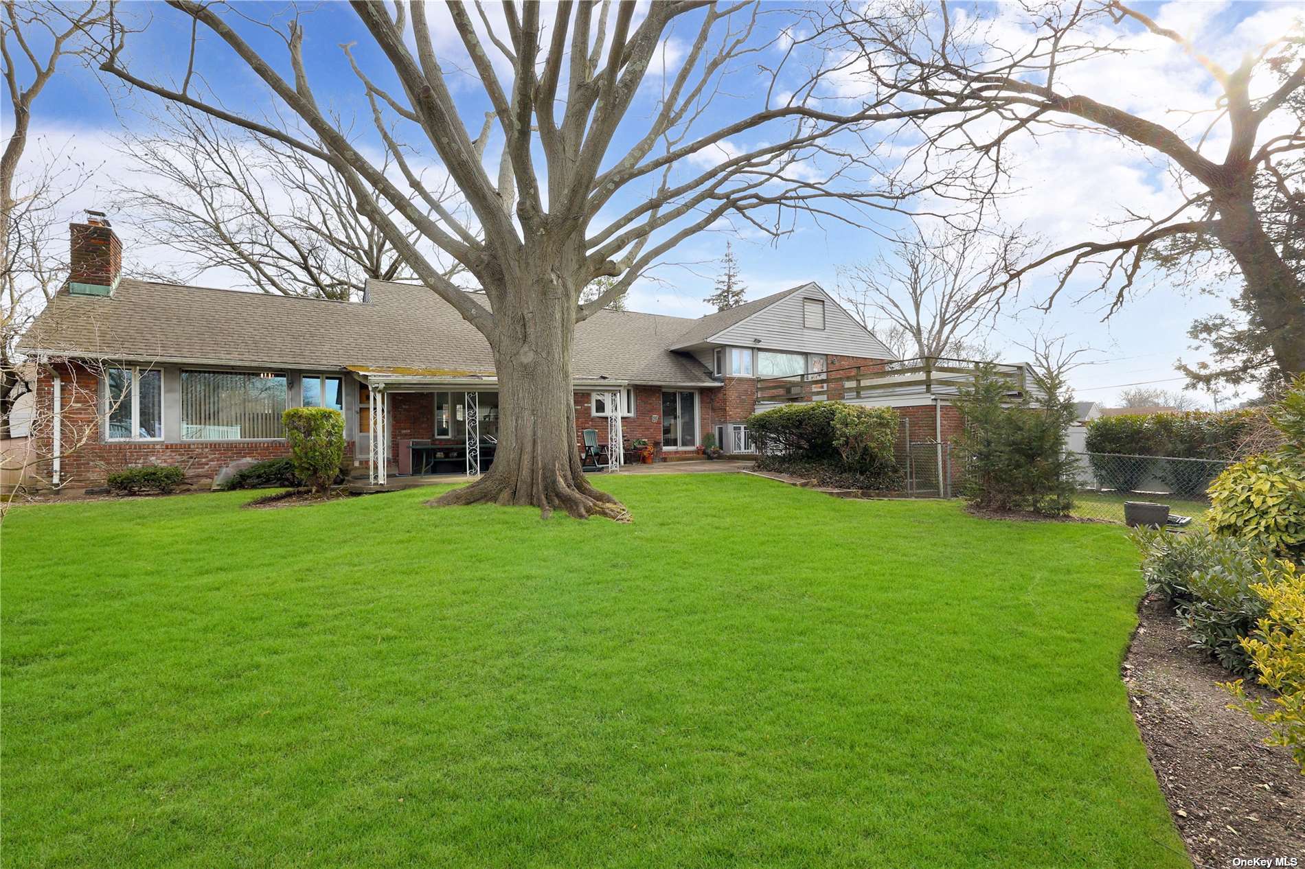 #1 photo, 349 Lincoln Avenue, 長島 Rockville Centre , NY 11570