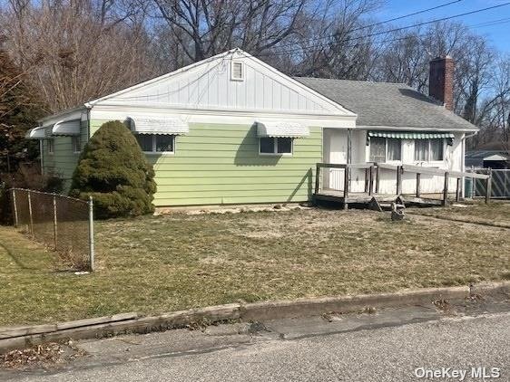 #1 photo, 716 East Ave Ext., 东长岛 Riverhead , NY 11901