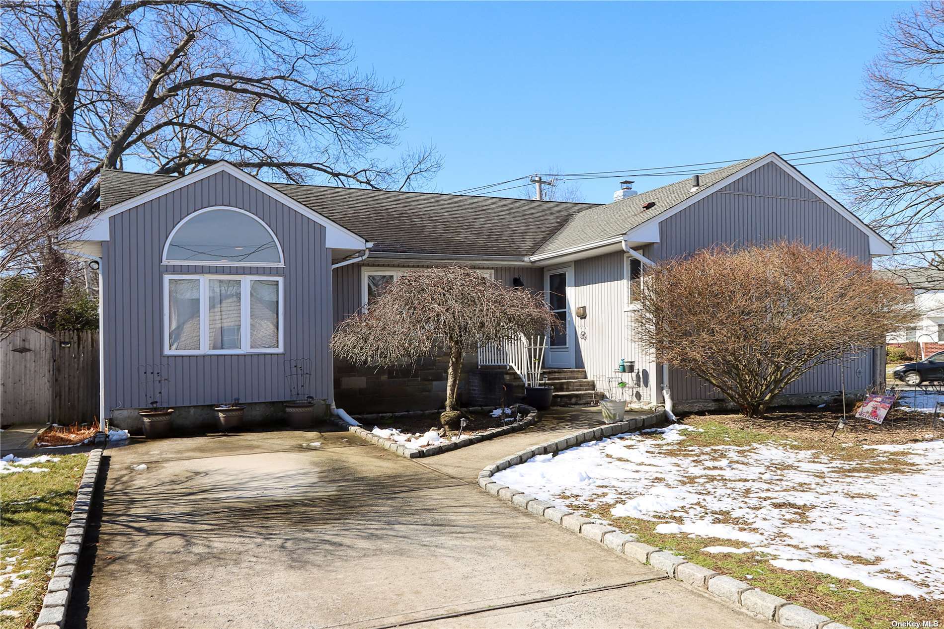 #1 photo, 1476 Meadow Road, 長島 Merrick , NY 11566