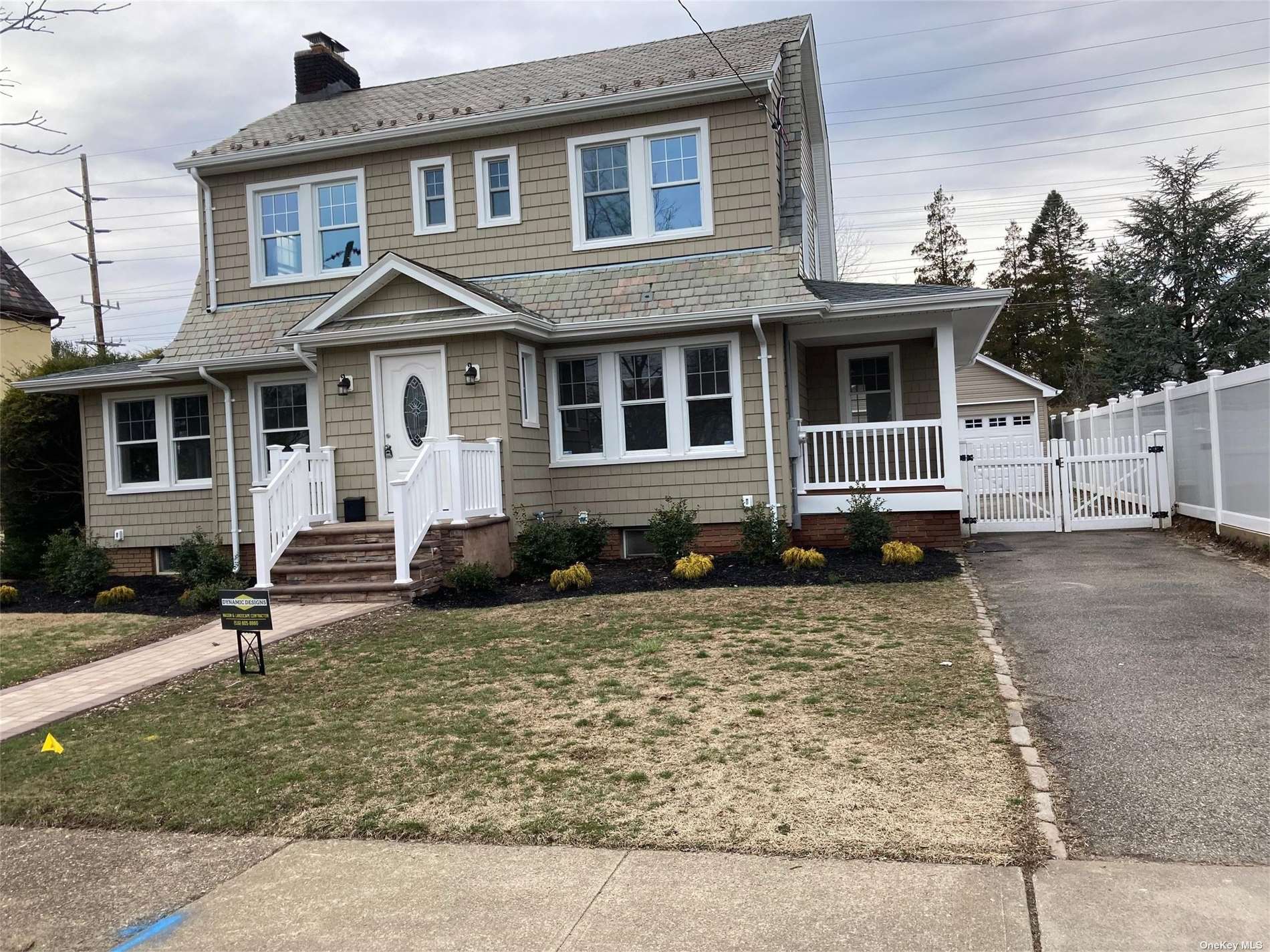 #1 photo, 22 Meade Street, 長島 Hempstead , NY 11550