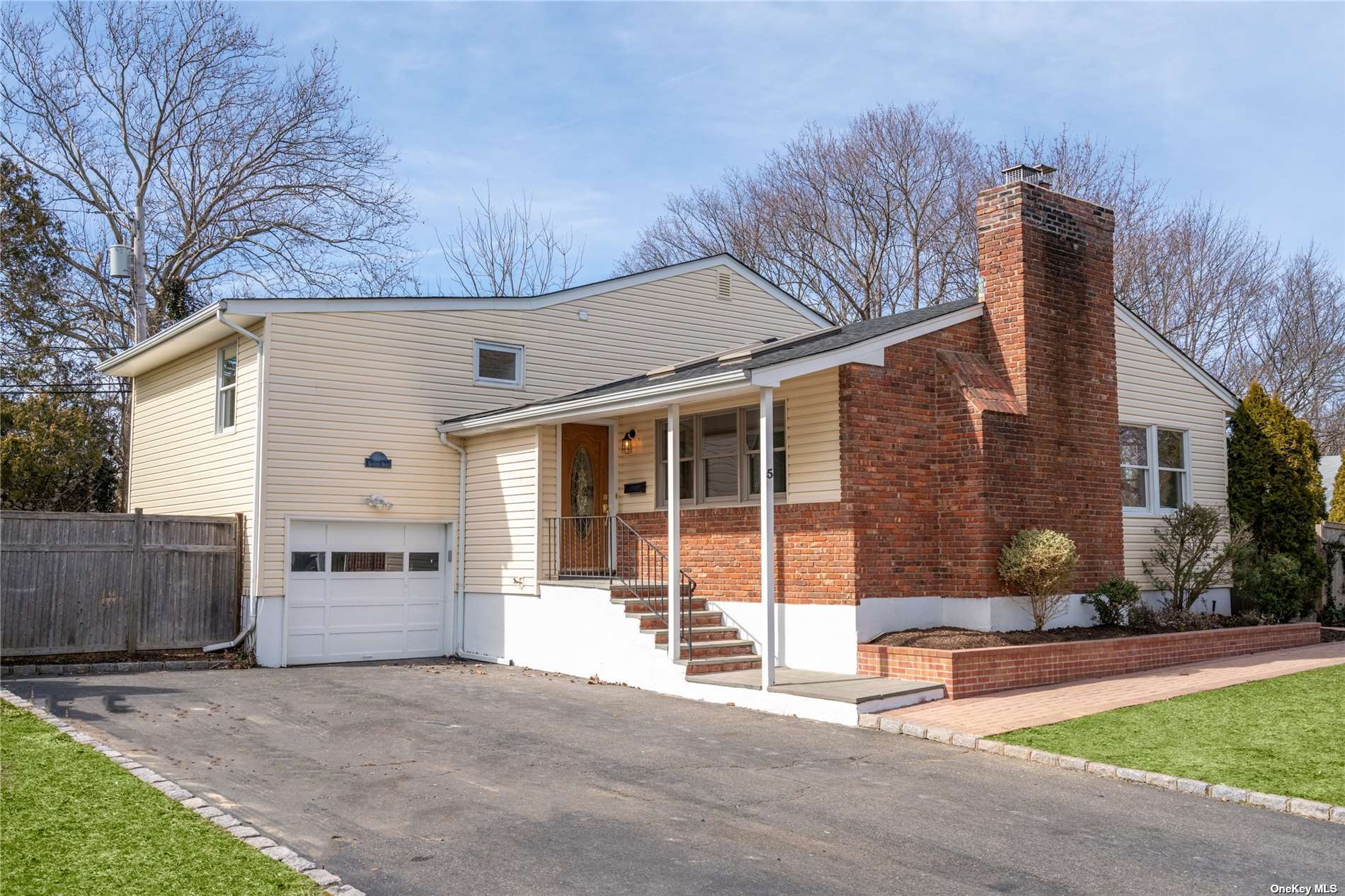 #1 photo, 5 Brookside Drive, 東長島 亨廷顿 Huntington , NY 11743