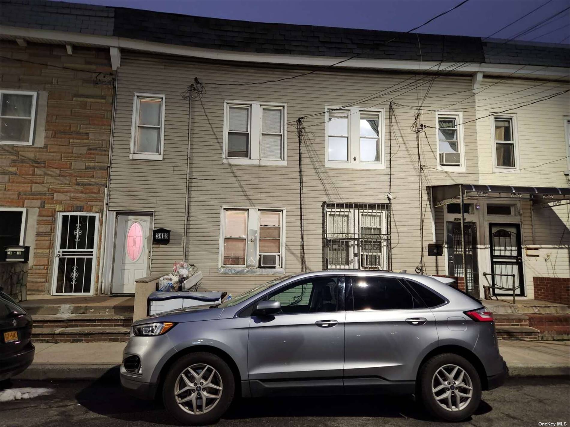 #1 photo, 34-08 Linneaus Place, 法拉盛 Flushing , NY 11354