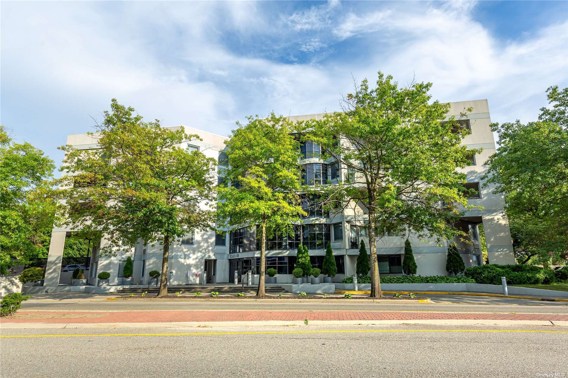 #1 photo, 100 Great Neck Road, 長島 大頸 Great Neck , NY 11021