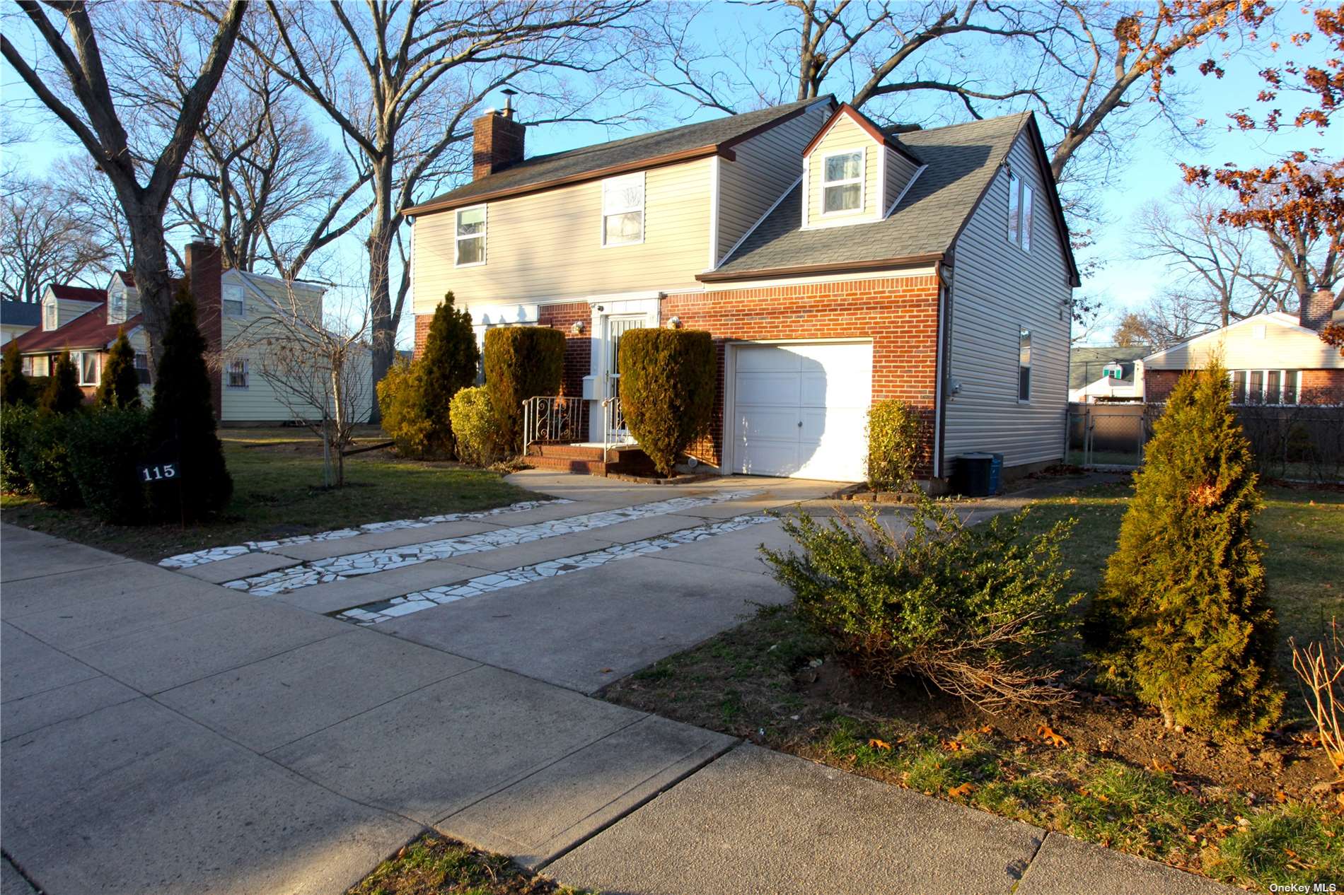 #1 photo, 115 Carolina Avenue, 长岛 Hempstead , NY 11550