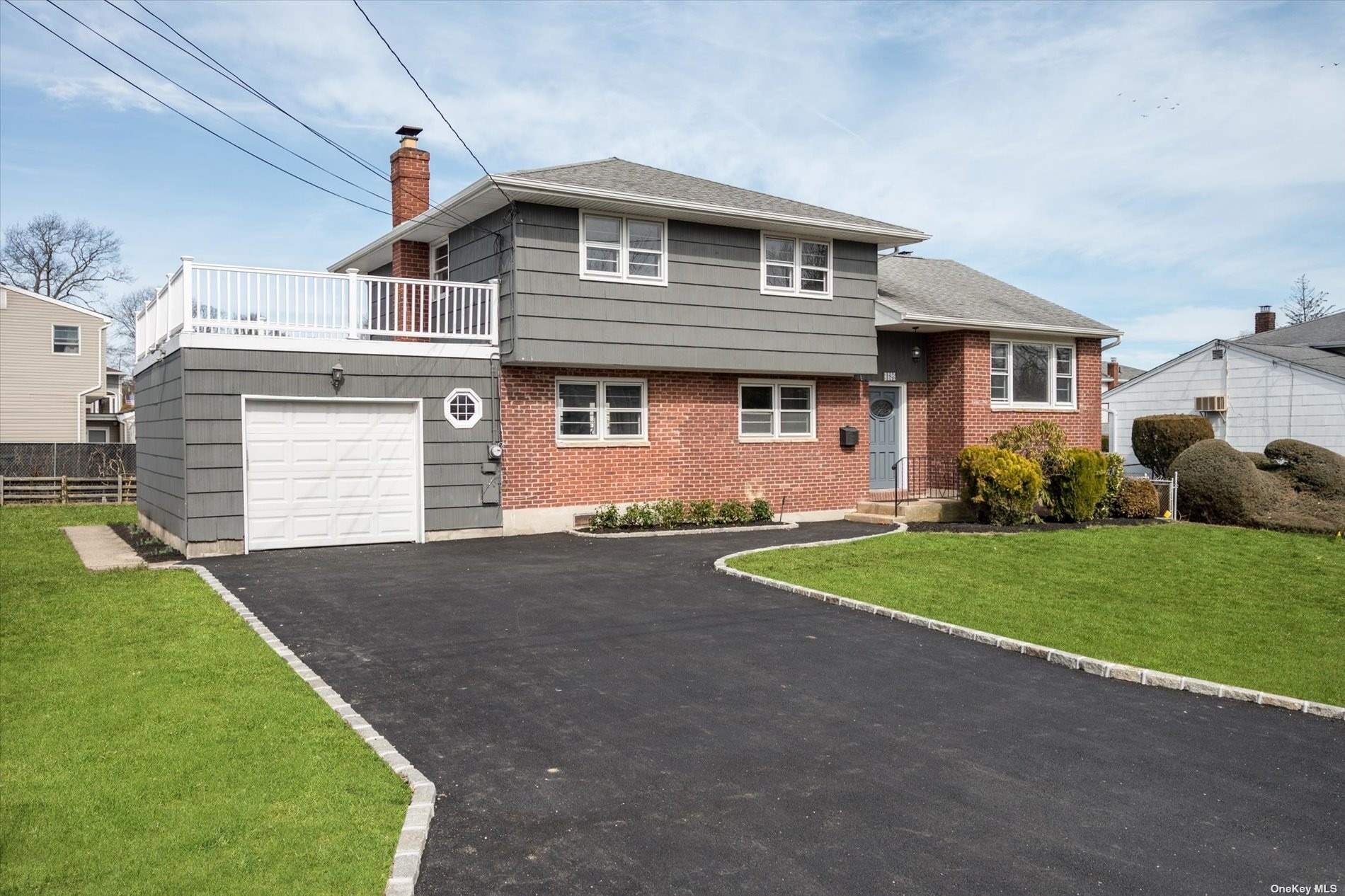 #1 photo, 195 Ferndale Court, 東長島 Copiague , NY 11726