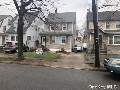 #1 photo, 242-17 89 Avenue, 皇后區 Bellerose , NY 11426