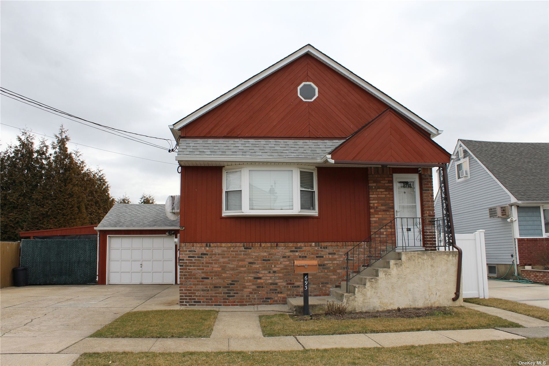 #1 photo, 693 Evelyn Avenue, 長島 North Bellmore , NY 11710