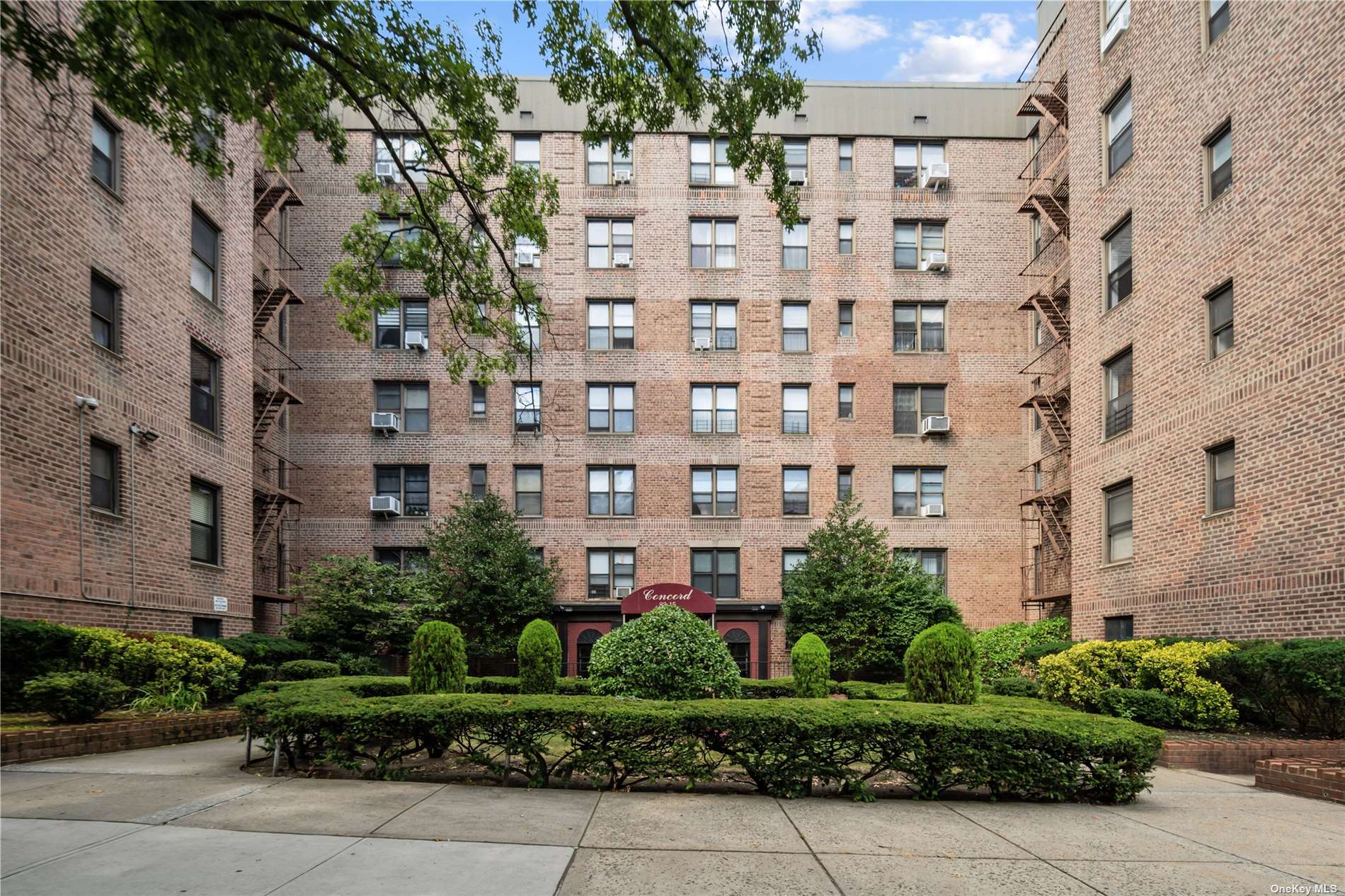 #1 photo, 83-15 98th Street, 皇后区 木港 Woodhaven , NY 11421