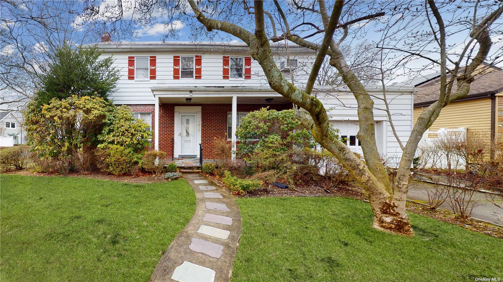 #1 photo, 1626 Ridgeway Drive, 長島 Hewlett , NY 11557