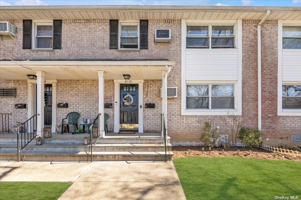 #1 photo, 81-51 268th Street, 皇后區 花卉园 Floral Park , NY 11004