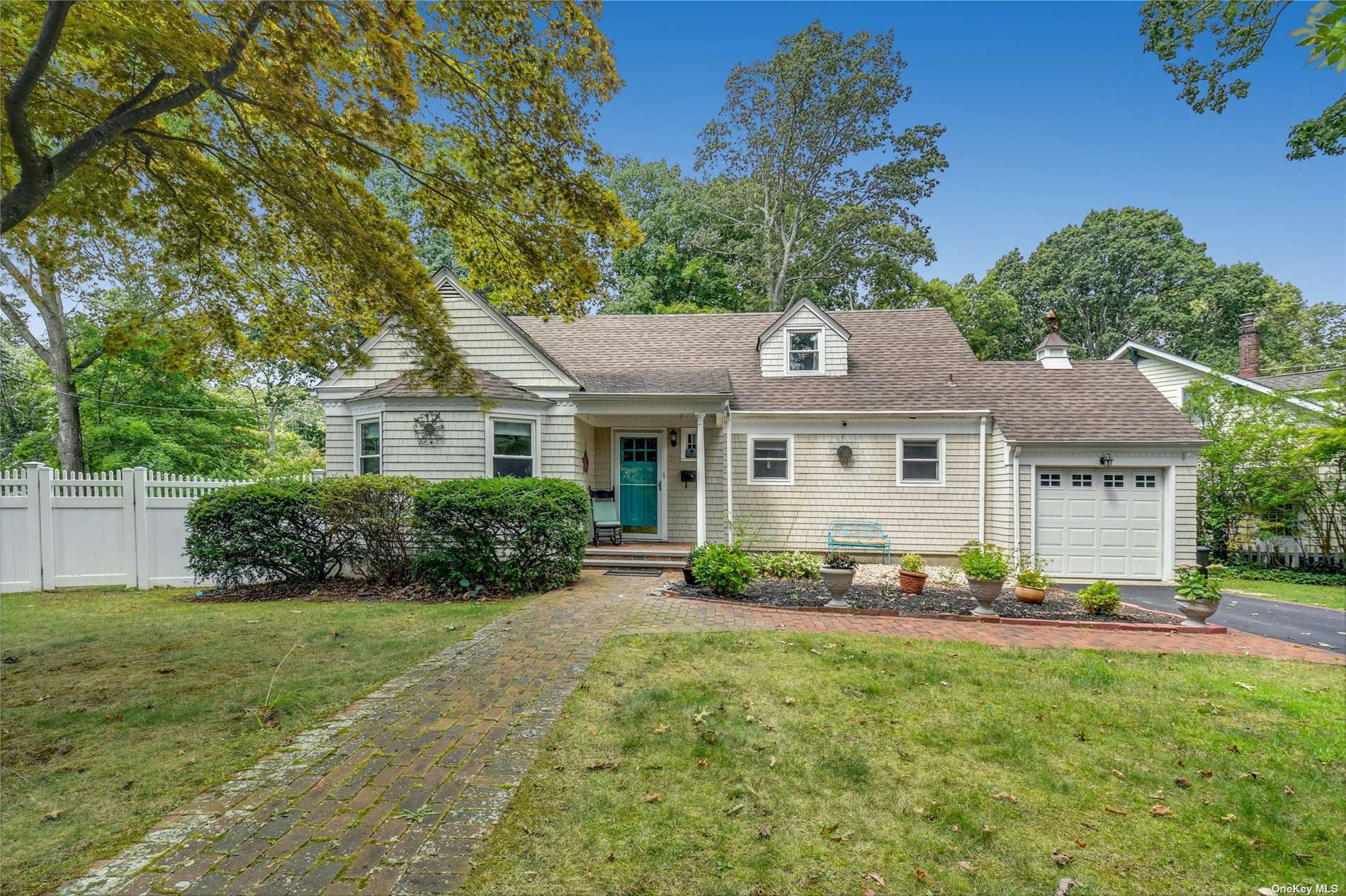 #1 photo, 93 Scudder Place, 東長島 北港 Northport , NY 11768