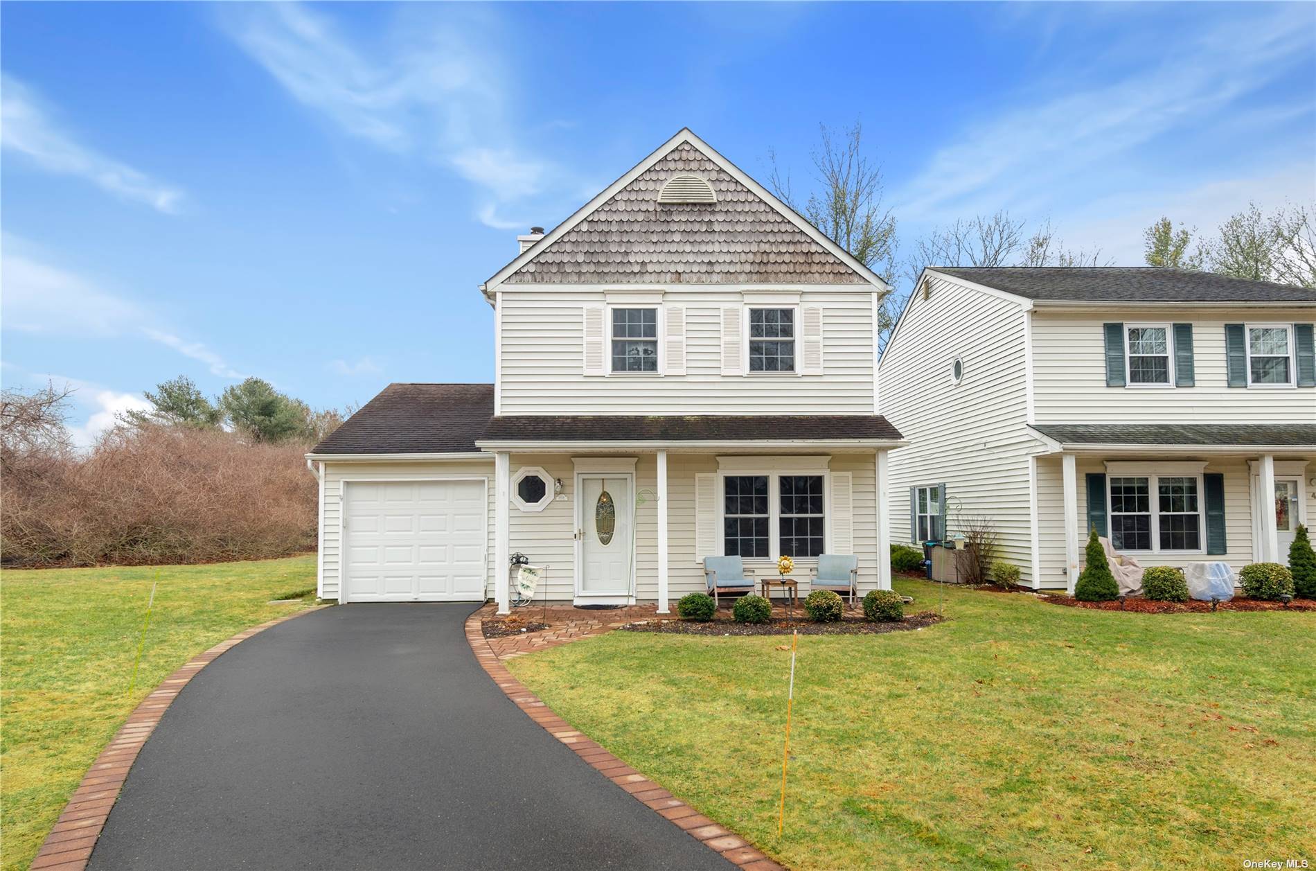 #1 photo, 5 Heron Path, 东长岛 科勒姆 Coram , NY 11727