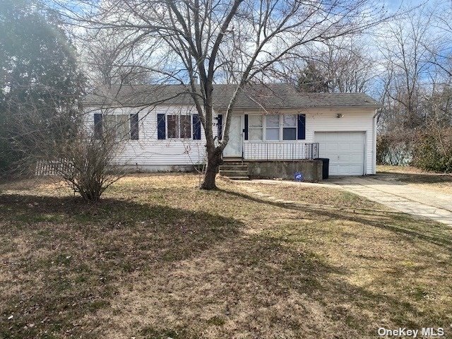 #1 photo, 724 Walker Avenue, Bellport , NY 11713