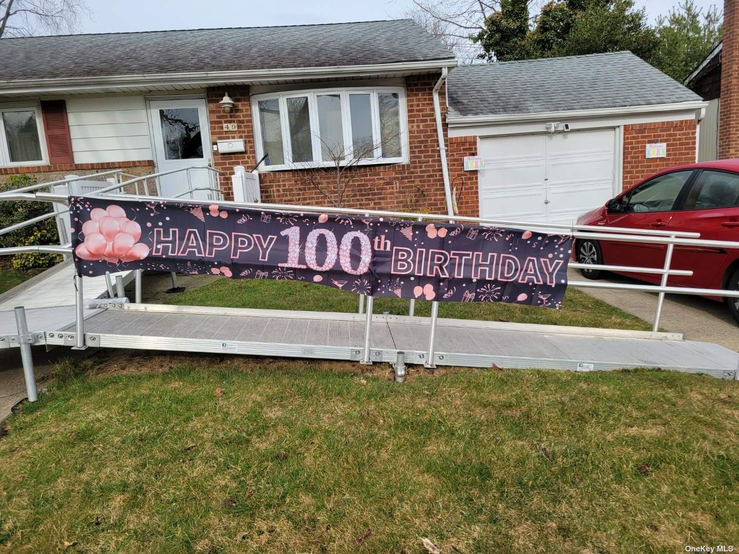 #1 photo, 49 Ronni Drive, 长岛 East Meadow , NY 11554