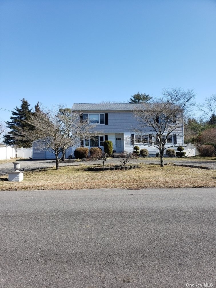 #1 photo, 1557 Lincoln Avenue, 東長島 Bohemia , NY 11716