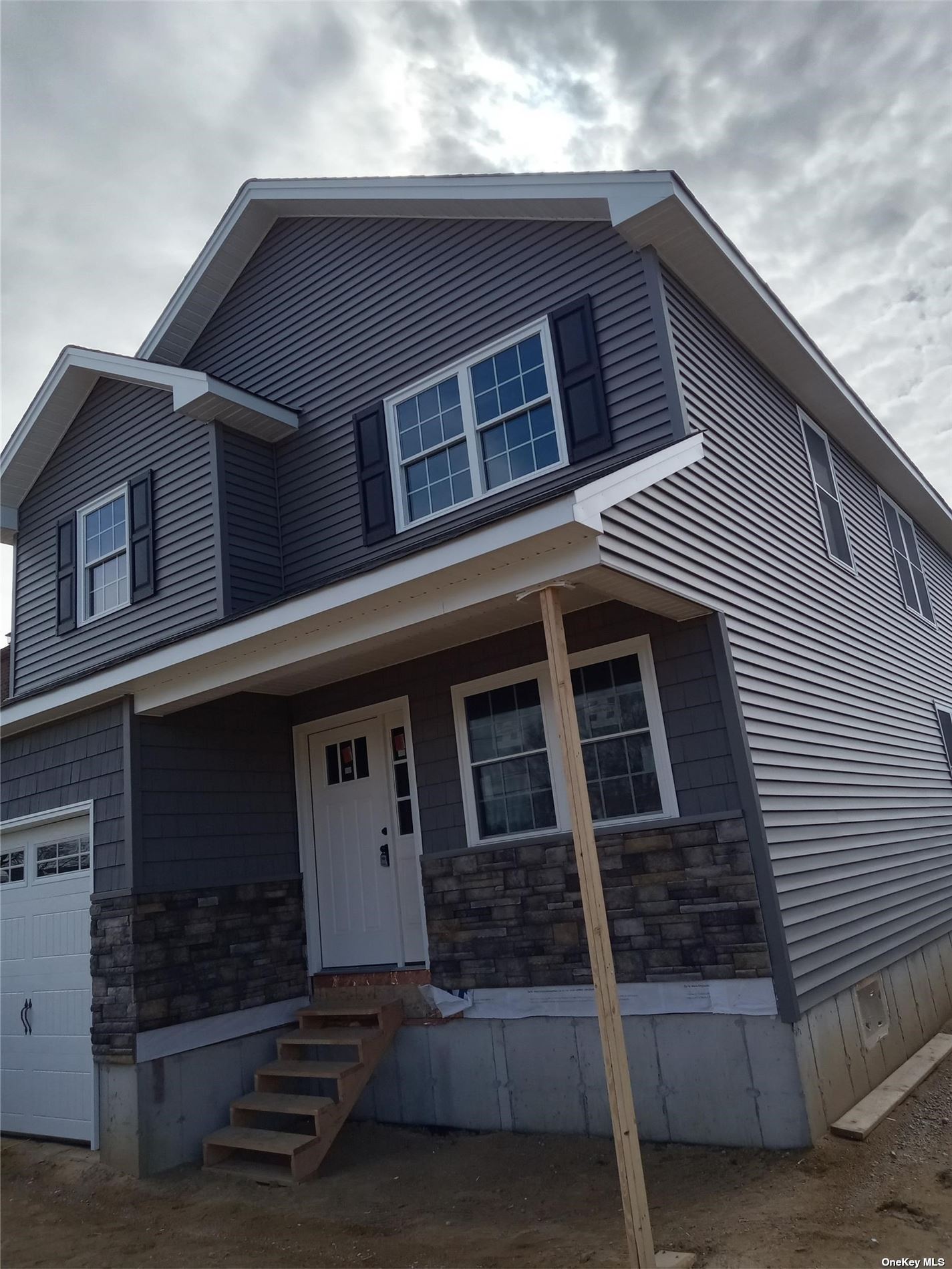 #1 photo, 120 Booth Street, 長島 Hempstead , NY 11550