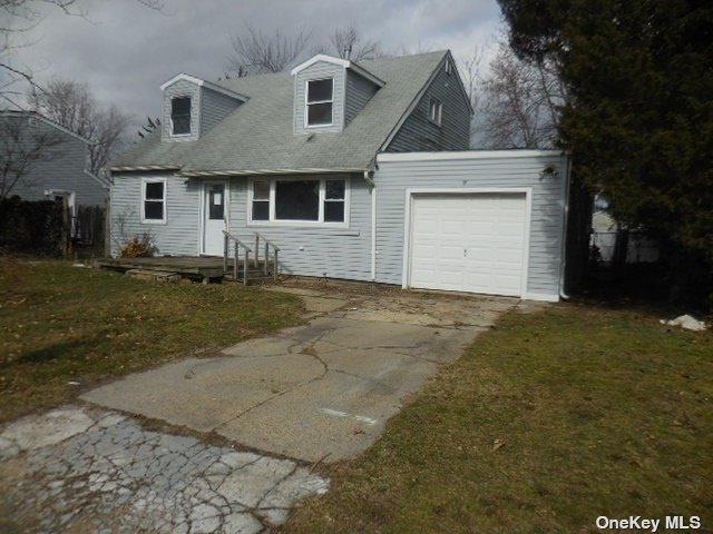 #1 photo, 220 3rd Street, 東長島 Lindenhurst , NY 11757