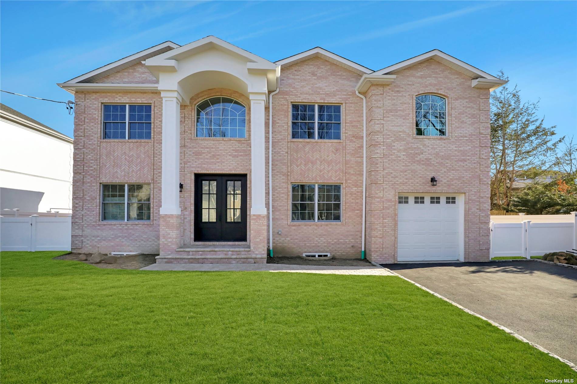 #1 photo, 161 Evans Avenue, 長島 Albertson , NY 11507