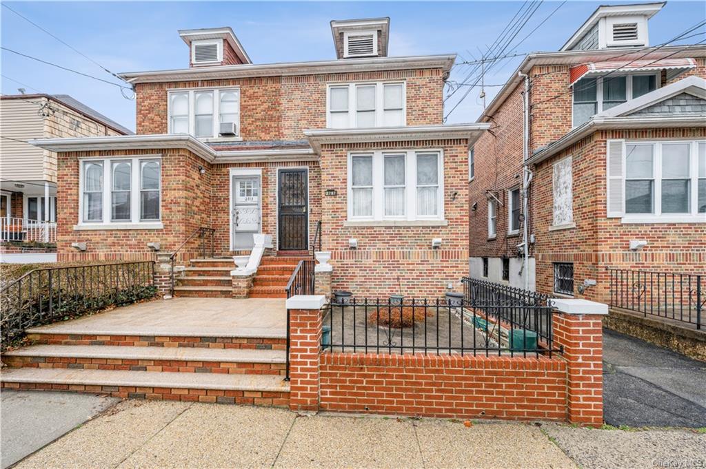 #1 photo, 2717 Pearsall Avenue, 布朗士 Bronx , NY 10469