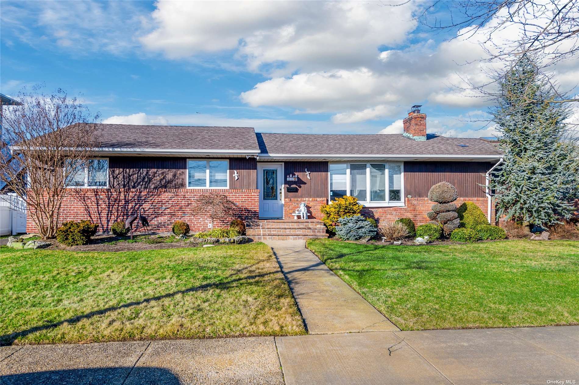 #1 photo, 11 Jackson Place, 長島 Massapequa , NY 11758