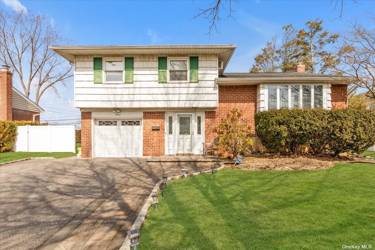 #1 photo, 7 Fordham Drive, 長島 Plainview , NY 11803