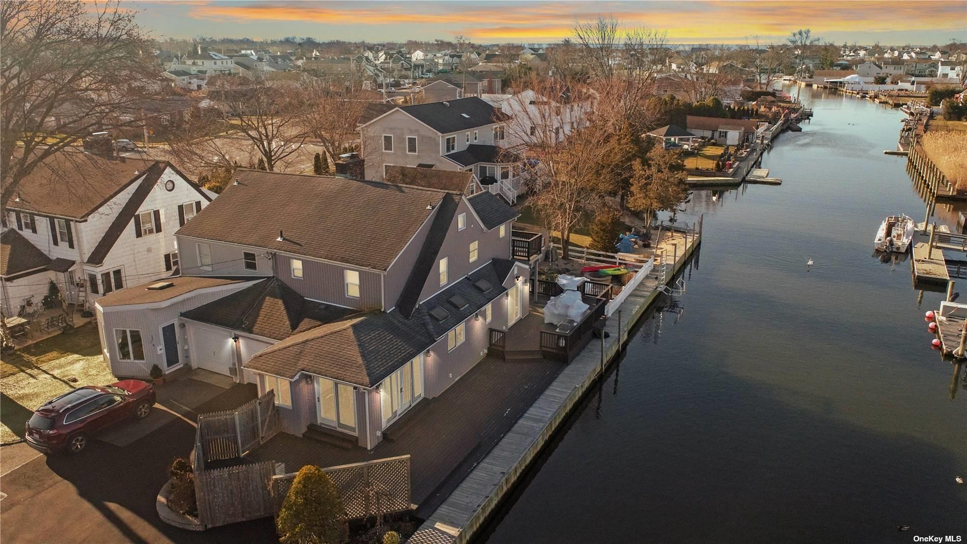 #1 photo, 2 Cedar Lane, 長島 Massapequa , NY 11758