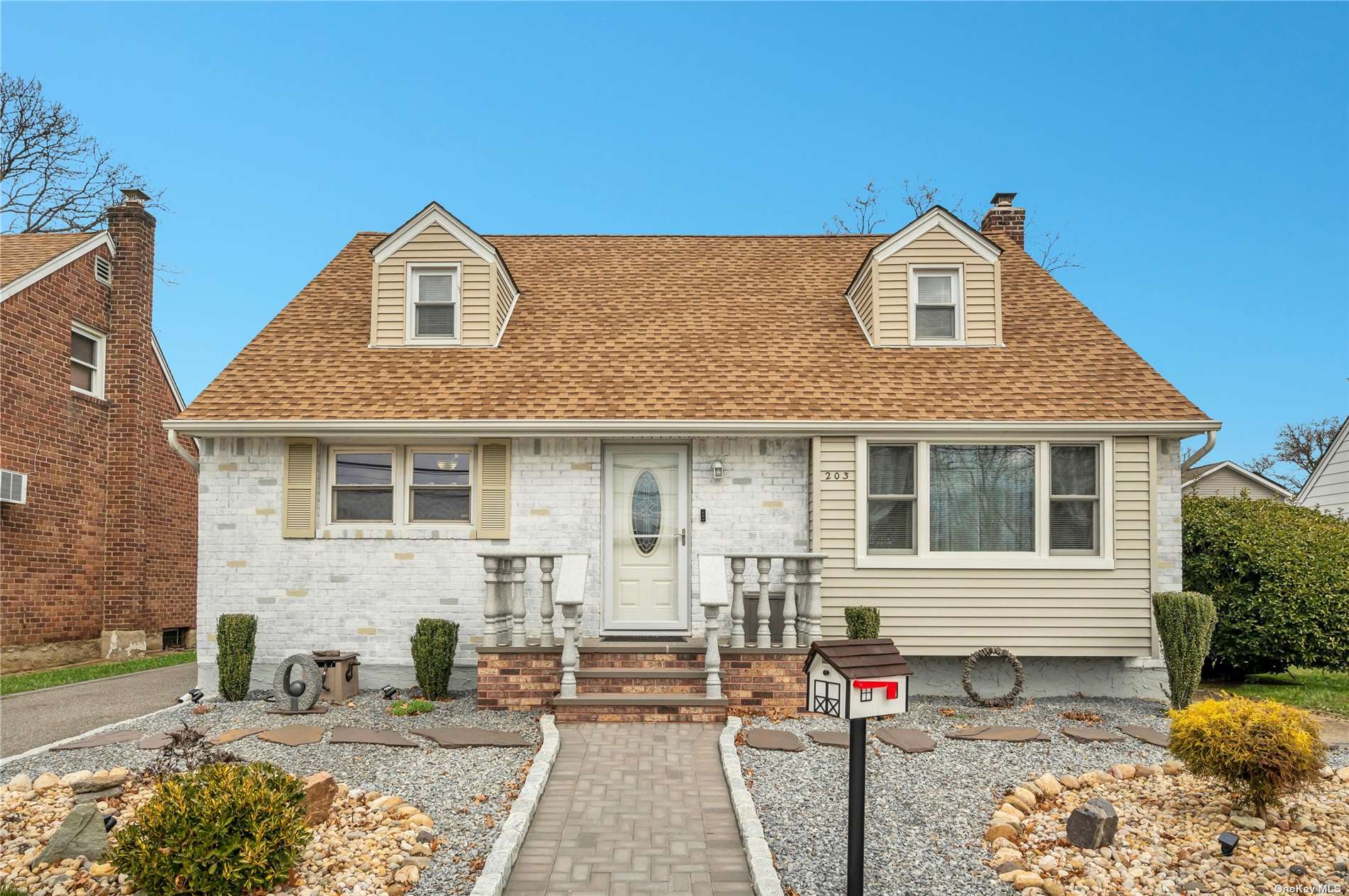 #1 photo, 203 Carolina Avenue, 長島 Hempstead , NY 11550