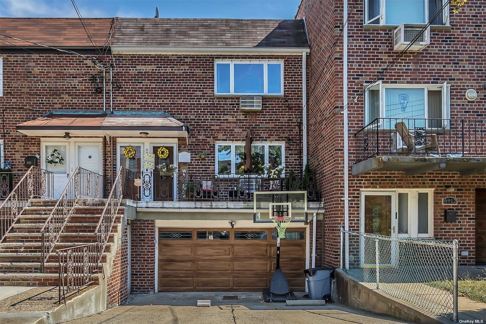 #1 photo, 69-16 62nd Road, 皇后區 中村 Middle Village , NY 11379