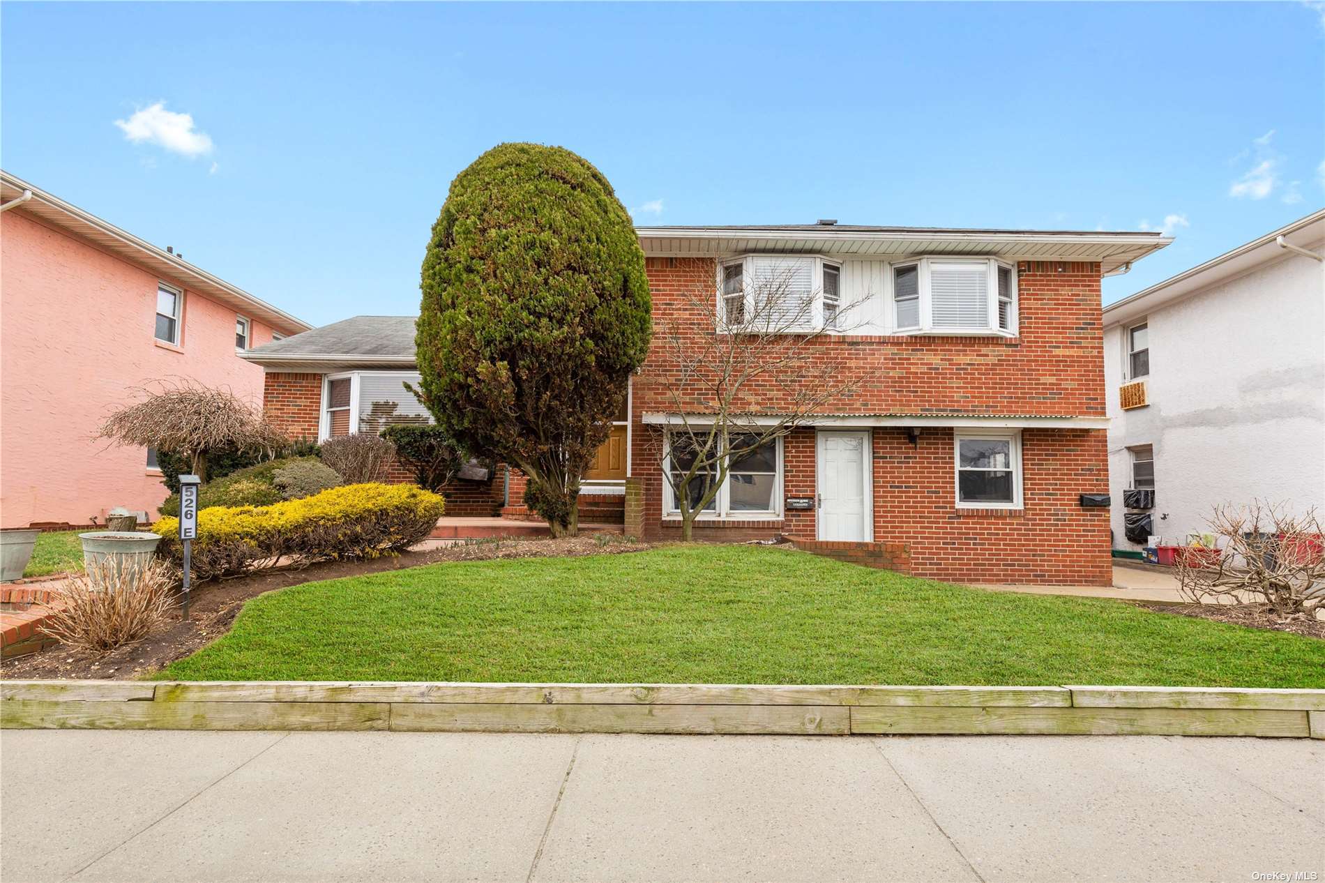 #1 photo, 526 E Broadway, 長島 長灘 Long Beach , NY 11561