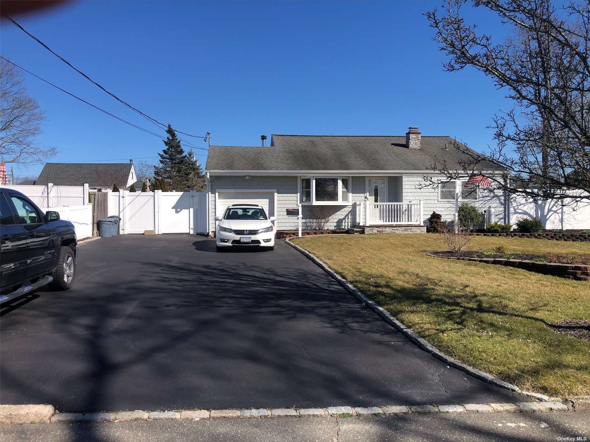 #1 photo, 3115 Kane Avenue, 東長島 Medford , NY 11763