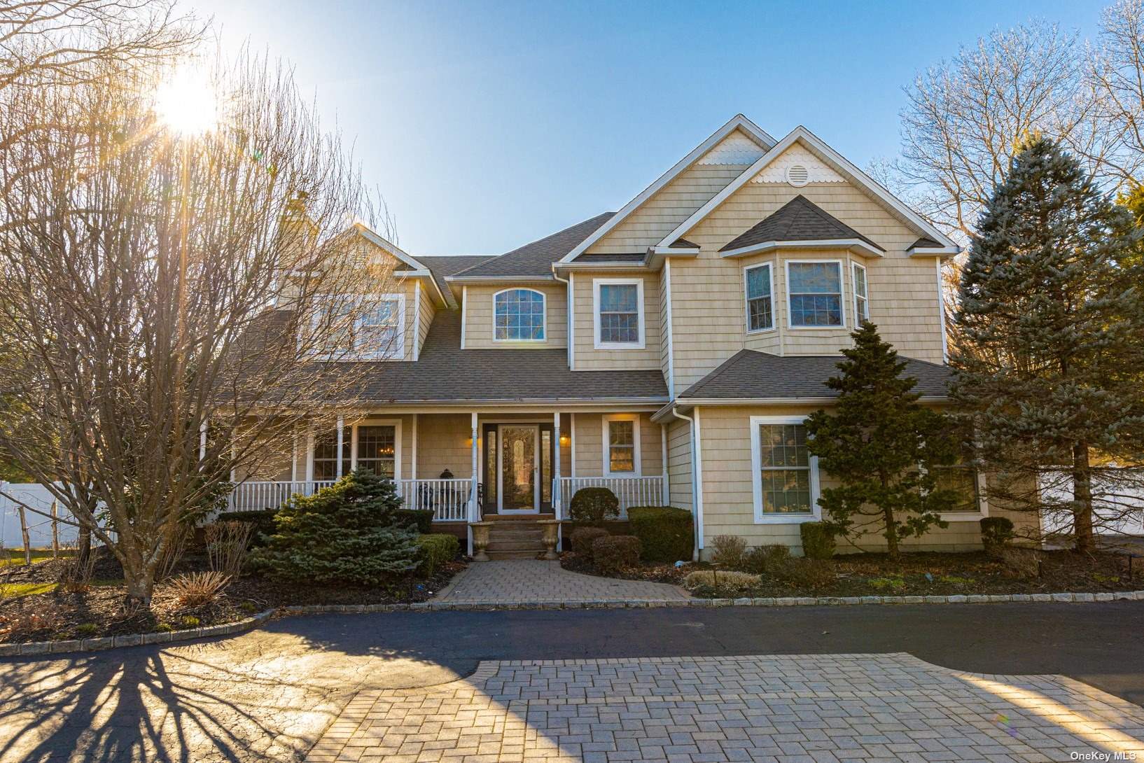 #1 photo, 128 Washington Avenue, 东长岛 Port Jefferson Station , NY 11776